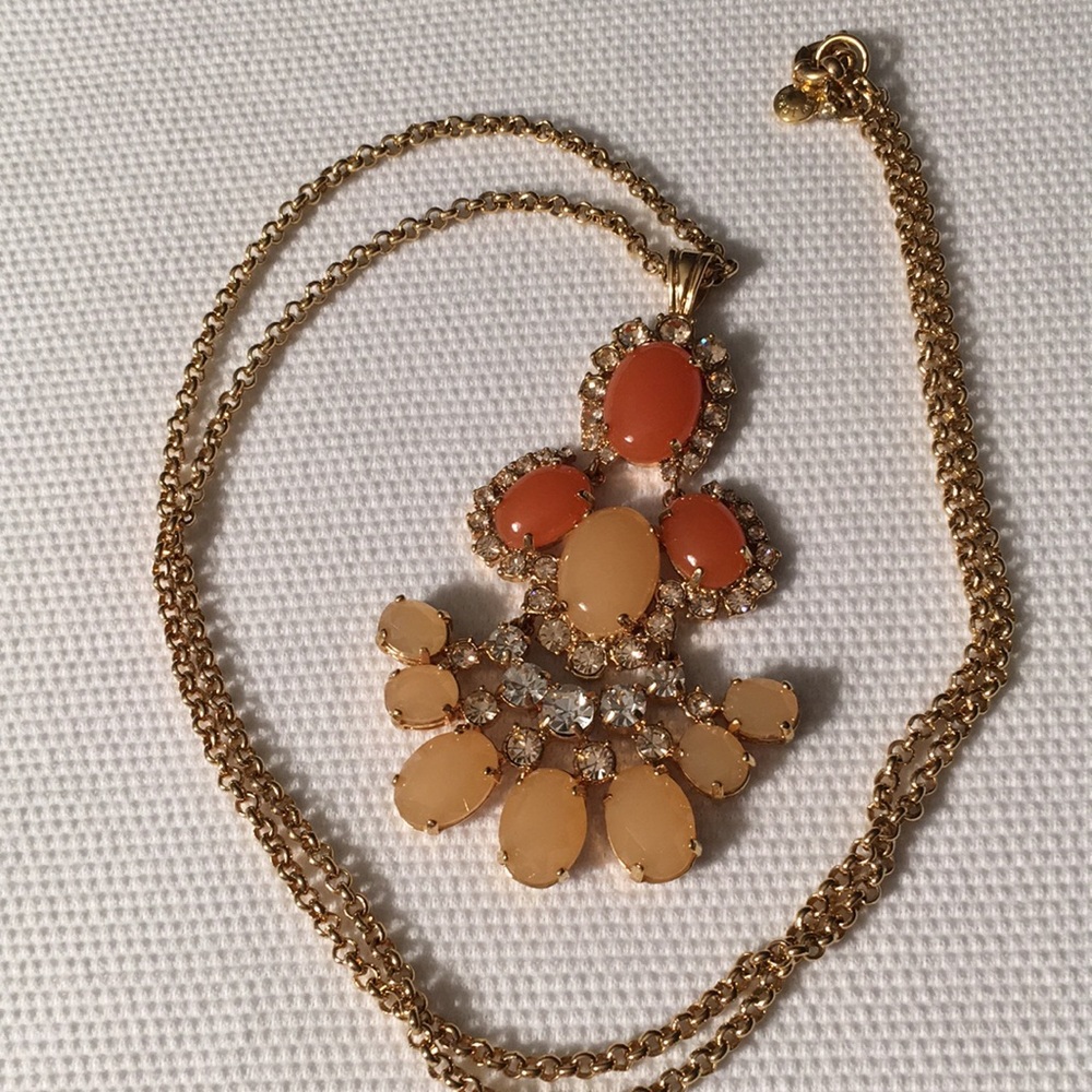 Pendant necklace